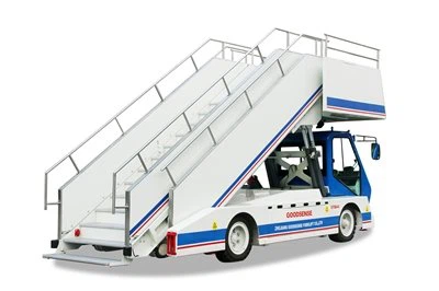 Lennujaama reisijate samm-sõiduk